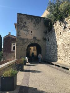 Appartements Charming house in the village center of Venasque : photos des chambres