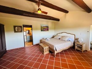 Appartements Charming house in the village center of Venasque : photos des chambres