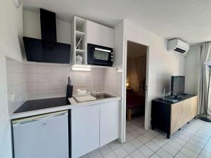 Appartement 4 Pers. Centre Cavalaire avec Terrasse et Parking - FR-1-226B-241