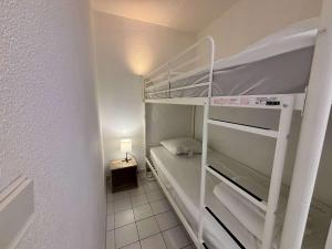 Appartement 4 Pers. Centre Cavalaire avec Terrasse et Parking - FR-1-226B-241