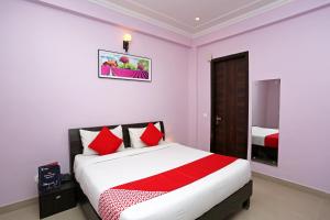 Hotel O VAAS One Thirty Two