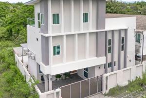 6BR Pool Villa - Karaoke and Pool Table near Golf