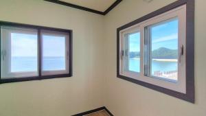 Yeongheungdo Haevichi Pension