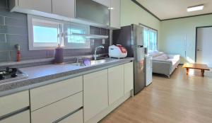 Yeongheungdo Haevichi Pension