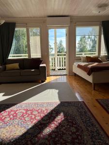 Private large beach, 3 bedrooms, kitchen, living room, 2 bathrooms, terrace