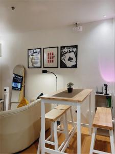 Cozy 2BR Condo Near Davao Airport with Samal View