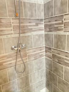 LOUE CHAMBRE CHEZ L HABITANT ACCES A LA CUISINE A 10 MN DES PLAGES