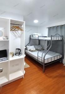 Tokais Transient House