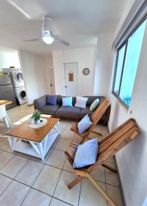 Cozy apartment walking distance Tamarindo Beach