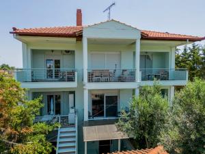 House of Artemis C in Asprovalta