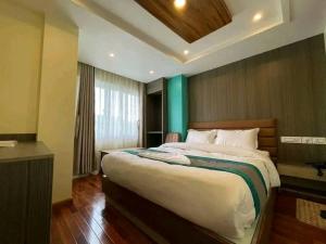 President Hotel Airport
