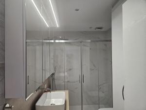 Apartment mit Poolsicht