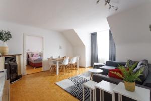 #LiveLikeALocal Nestroyplatz Apartment near center