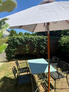 Maisons de vacances Maisonnette refaite a neuf - Jardin - Piscine : photos des chambres