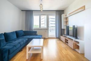 Modern Oasis Apartment by BookingHost