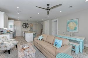 Mermaids Landing managed by Beach Retreats