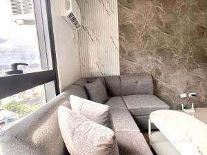 JTower Residences N1705 Heart of Mandaue steps from SM JMall