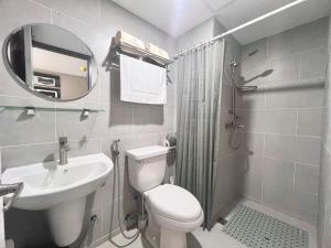 JTower Residences N1705 Heart of Mandaue steps from SM JMall