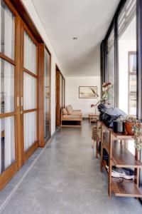 2BR Villa and Pool, central Canggu with lush greenery
