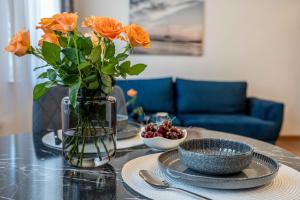 Old House Apartments 7