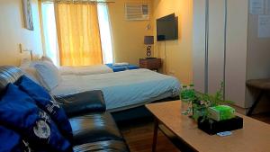 Davao Central Suites