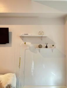 Modern Condo in 38th Park