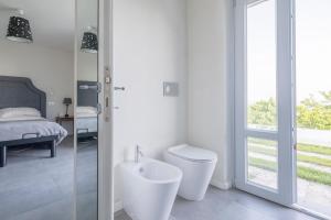 Villa with pool and sea view