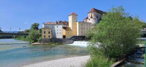 APARTMENT Top 11 ZENTRUM mit 2 Schlafzimmer BESTROOMS eU - 3hvězdičkové hotely ve městě Steyr