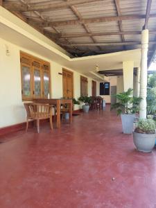 Sunthara Villa