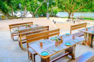 Oceans Creek Beach Hotel