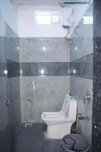 Srinika Premium