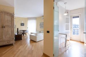 Spacious two bedrooms Solari area - Mirable PM