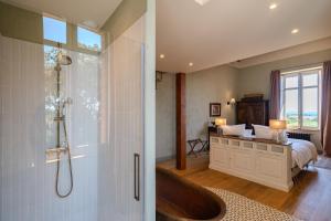 B&B / Chambres d'hotes Chateau Pascalette : photos des chambres