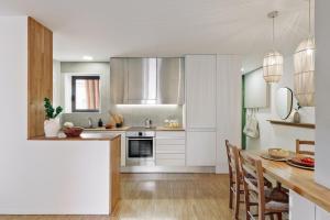 Celoni - 1 bedroom and office in Sagrada Família