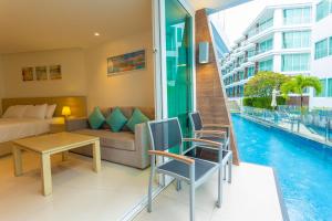 C109 Beach Front Resort Rawai Seaside Pool Access