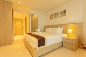 C109 Beach Front Resort Rawai Seaside Pool Access