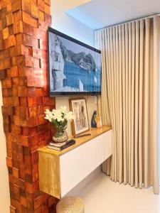 Chelsea Tower by Calvin