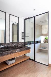 Villa Zeno Arete Pererenan 6 Bedroom , Ice Bath, Sauna and Gym