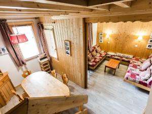 Duplex cosy 6 pers à 150m des pistes avec parking gratuit, balcon, appareils à raclette et fondue - FR-1-329-86