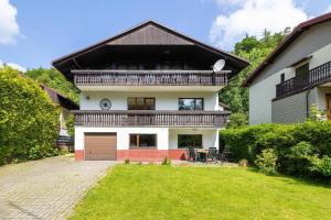 Bystra Unique House in the Mountains with Terrace, Garden & Parking by Noclegi Renters