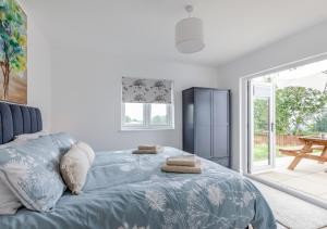 The Old Piggery - Heavenly Views Cottage
