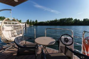 Bateaux L'Escale Royale Saint-Martin-la-Garenne Port Ilon - Seine - Giverny : photos des chambres