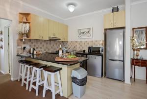 Boutique Apartment Bloubergstrand Beachfront