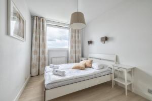 Trzy Żagle with City View by NorthSide Apartments