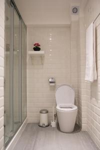 On the Path of Fado too