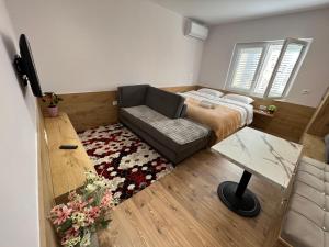 Apartments Downtown Tirana with Self Check-In