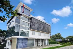 Grand Parassini by staymax