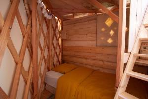 Yourte en Corrèze - La Main Sauvage