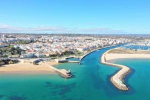 Lagos Marina- Excellent Location- Close To Beach