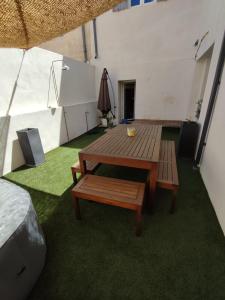 Appartement centre ville avec patio